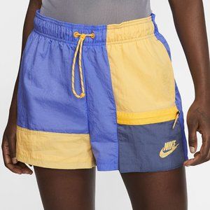 Nike Sportswear Icon Clash Shorts